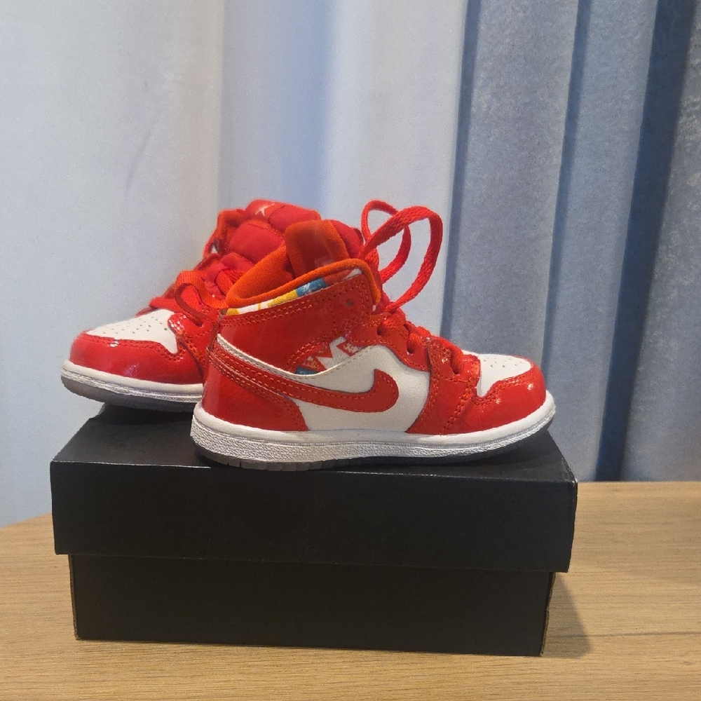 Nike Kids Vibrant Red and White Sneakers